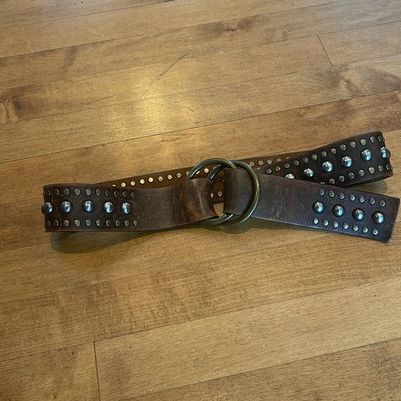 Buckle Accessories - Distressed brown leather belt from the buckle NWOT size medium
